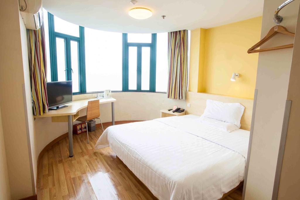 7Days Inn Chongqing Nanping Pedestrian Street Habitación foto